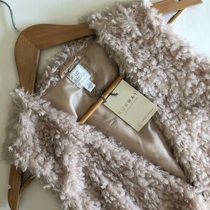 LC Lauren Conrad | Jackets & Coats | Lc Lauren Conrad Nude Faux Fur